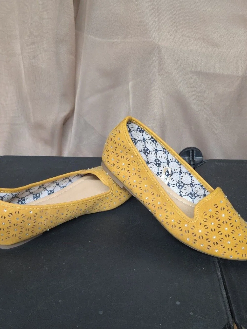 Brand New, Daisy Fuentes Girls Size 1 Mustard Yellow Ballet Flats W/Diamond Gems